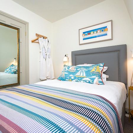 Cary Arms & Spa توركواي المظهر الخارجي الصورة